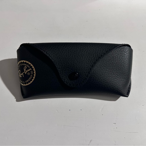 Ray-Ban Circle Grayish/Blueish Tint Sunglasses - Picture 7 of 7